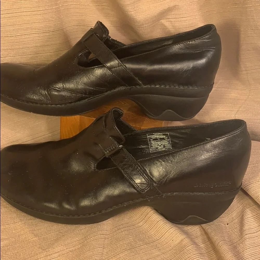 Patagonia leather classic shoes sz42/11 Great Find